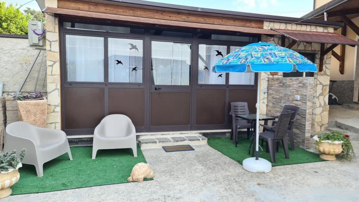 La Casa Del Sole Villa Altavilla Silentina Ruang foto