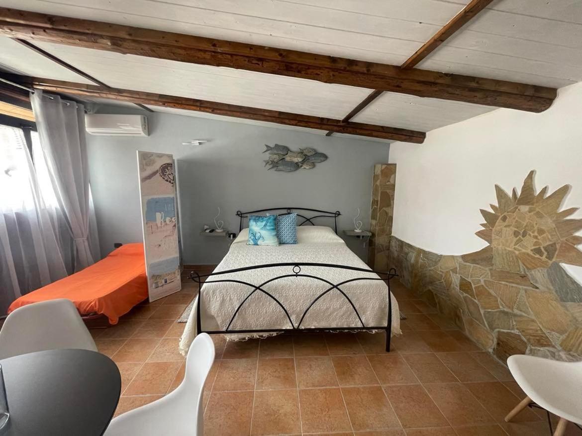 La Casa Del Sole Villa Altavilla Silentina Ruang foto